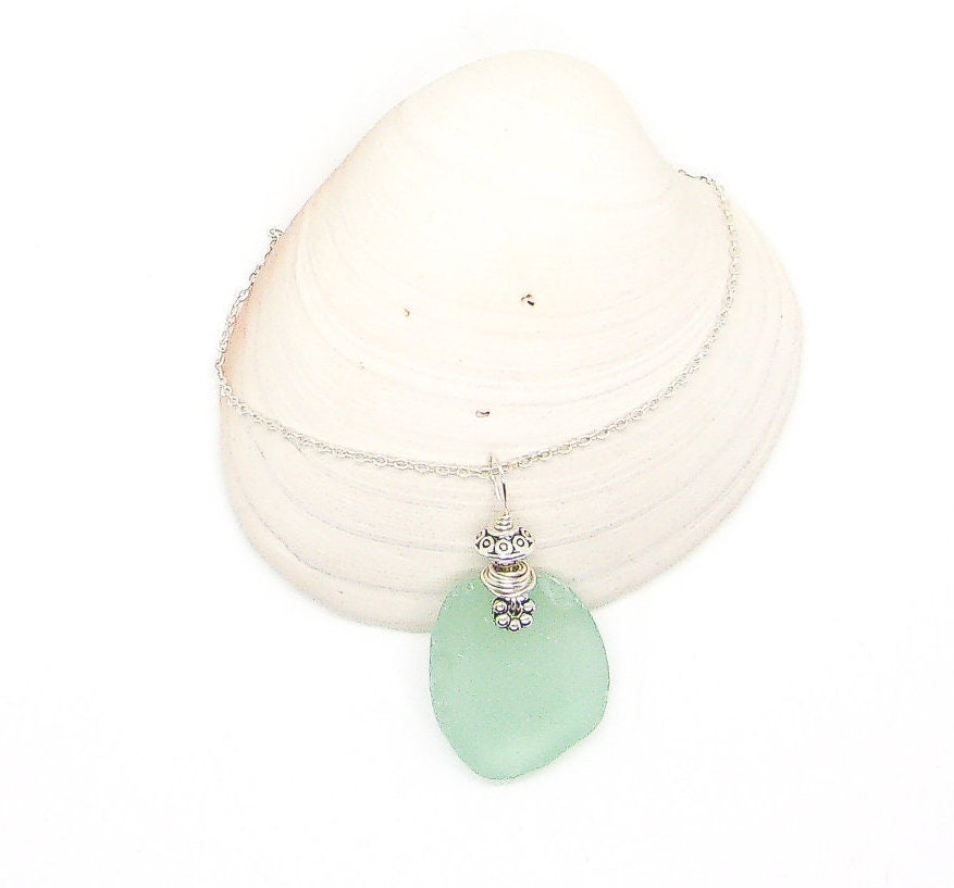 Sea Glass Necklace/Sea Glass Jewelry/Sea Glass Pendant/Genuine Sea Glass/Beach Jewelry/Nautical Jewelry/Gift for Her/Unique Gift/36