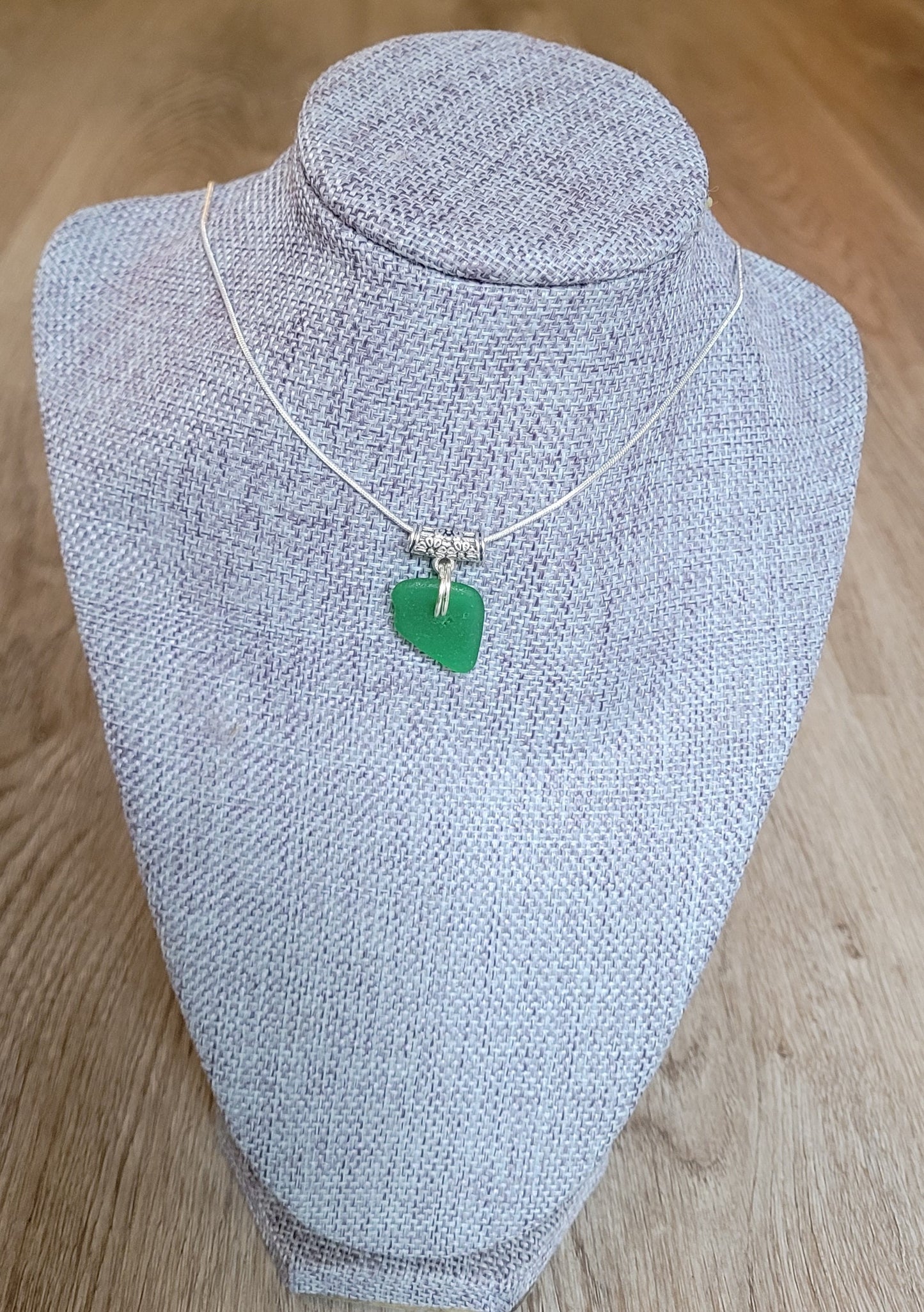 Sea Glass Pendant/Sea Glass Necklace/Sea Glass Jewelry/Genuine Sea Glass Charm/Emerald Green/Genuine Sea Glass/Gift for Her/55